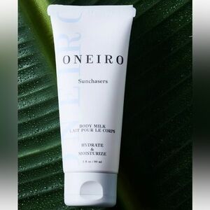 Oneiro Sunchasers Hydrating Body Milk - White